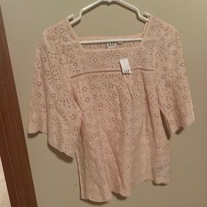 GAP eyelet light pink top